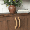 Poignée de porte en bois chêne élégante Poignée de porte en bois chêne élégante – Parfaite pour les armoires